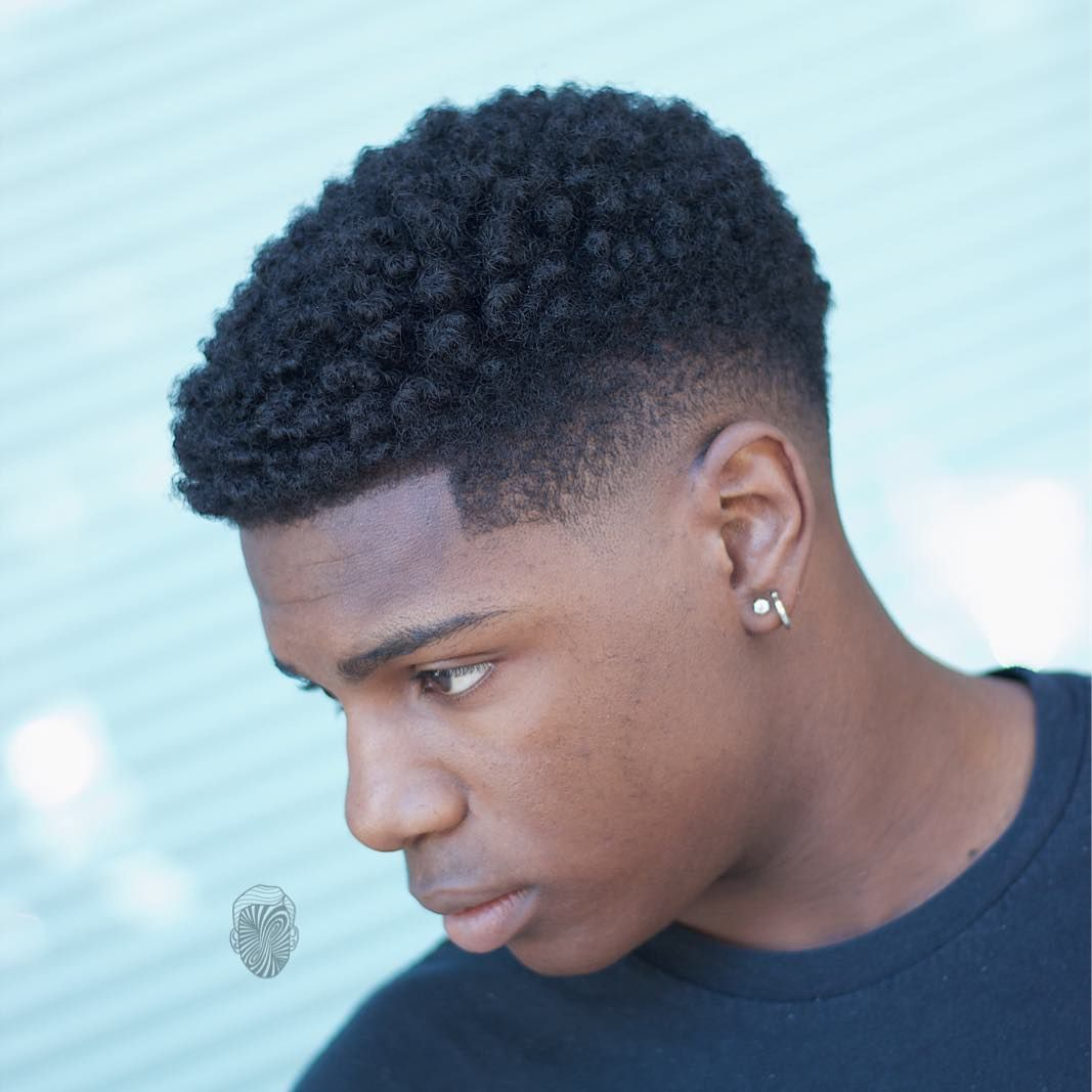 Curls + Low Fade - Men'S Haircuts | Fade Haircut, Long Hair Styles Men encequiconcerne Dégradé Cheveux Bouclés Homme