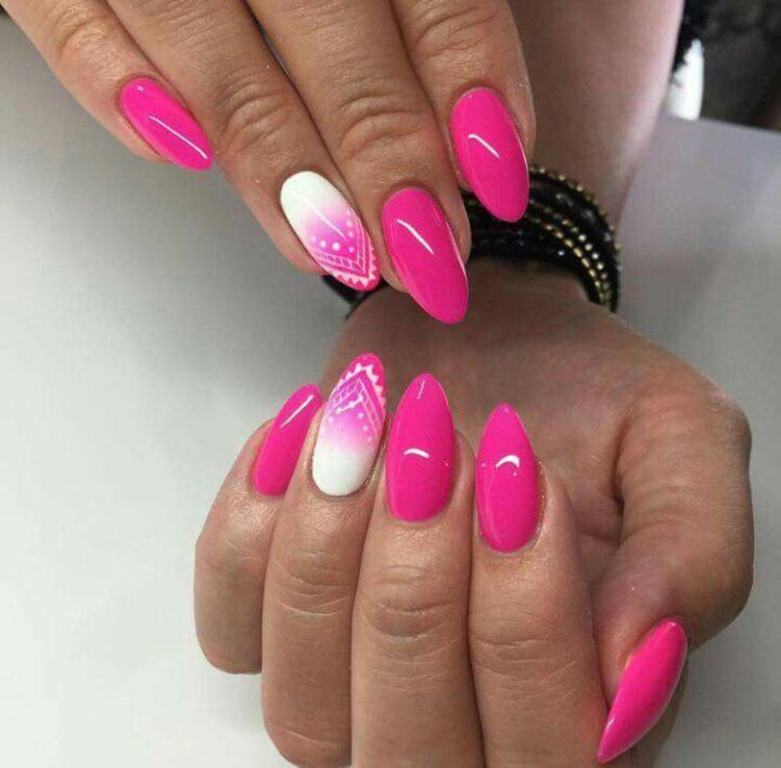 Épinglé Par Melhissa L'Enmerdeuz Sur Piny Nails | Jolis Ongles, Vernis pour Rose Ete Ongles En Gel