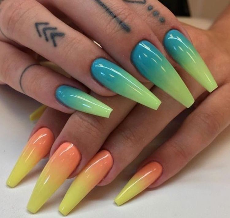 Épinglé Par Ty Cole Sur Nail Inspiration | Ongles, Ongles Verts, Ongles pour Ongles Vert Pastel