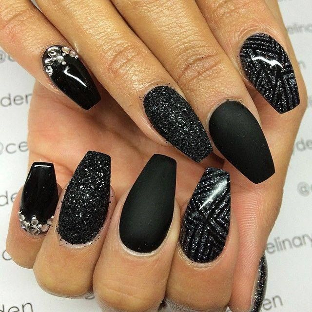 Épinglé Sur Pretty encequiconcerne Ongle En Gel Noir