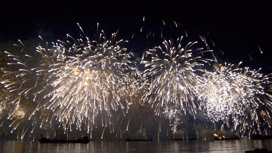 Feux D'Artifice Snow Gif, Les Gifs, Smart Women, Gif Animé, Animation serapportantà Gif Feu D&amp;#039;Artifice