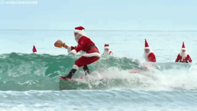 Image Pères Noel À La Mer (Animée) destiné Gif Pere Noel Humour