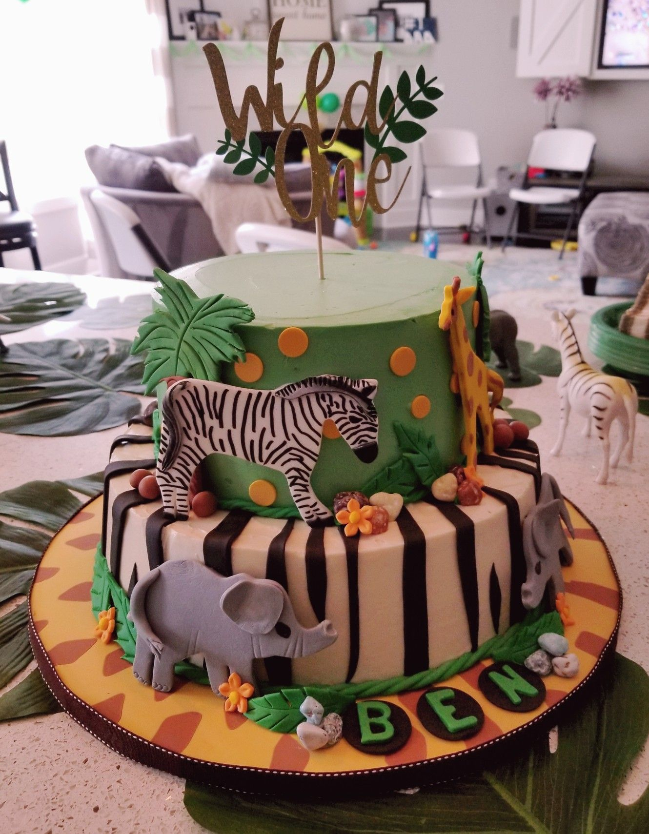 Jungle Themed Birthday Cake Themed Birthday Cakes, Sweet Treats encequiconcerne Gateau Theme Jungle