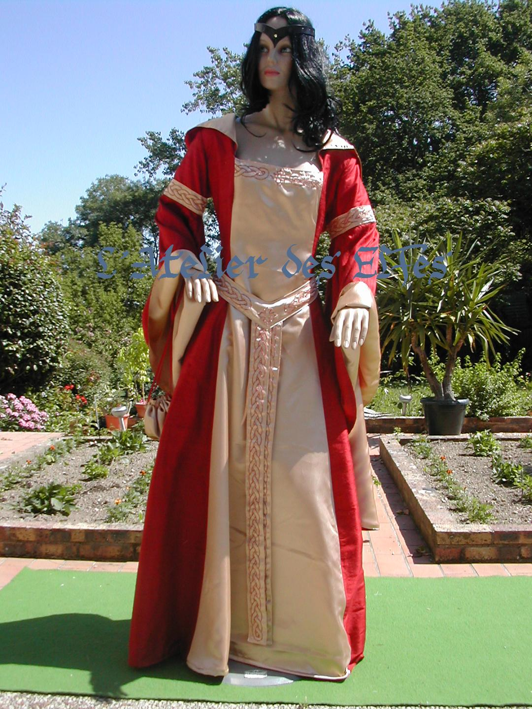 La Robe De Mariée Médiévale De Dame Emmanuelle - L&amp;#039;Atelier Des Elfes à Robe De Mariée Médiévale