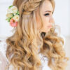 Les 15 Plus Belles Coiffures De Mariée Sur Cheveux Lâchés | Coiffure dedans Coiffure Mariage Cheveux Frisés Naturel