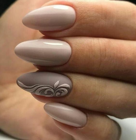 Les Tendances De Couleurs Étonnantes De Vernis À Ongles Que Vous serapportantà Ongle Beige Rose