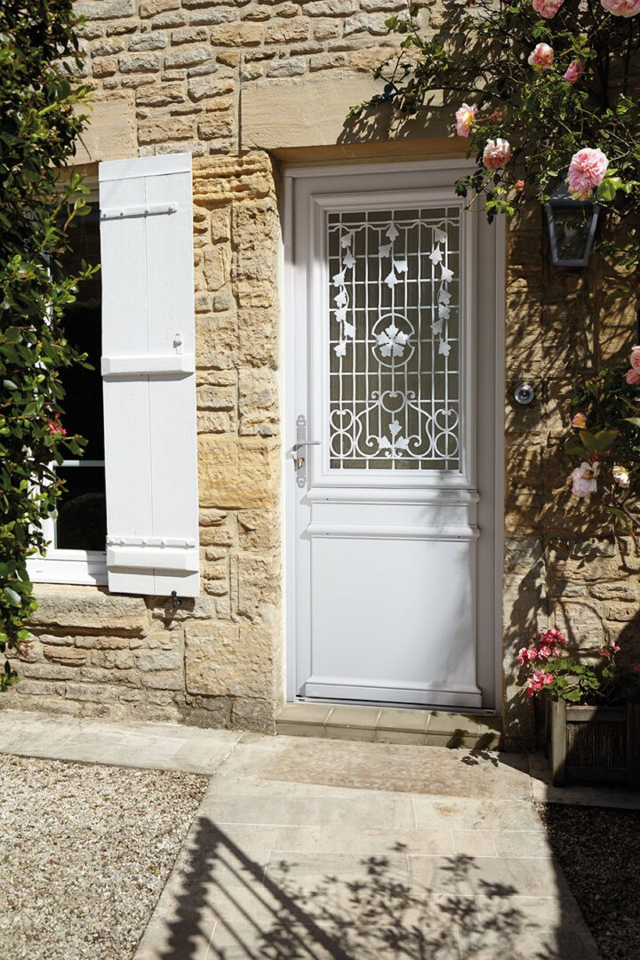 Montparnasse - Porte D'Entrée Bois - Bel'M | Porte Entree Bois, Porte serapportantà Porte D&amp;#039;Entrée Maison En Pierre