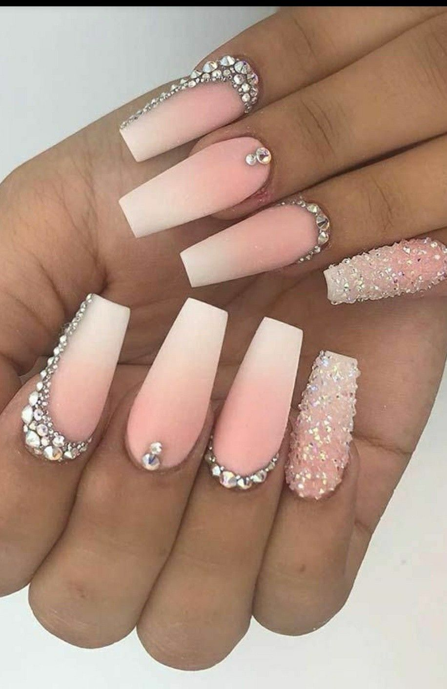 Pin By Kockaya On Acrylic Nails | Nails Design With Rhinestones encequiconcerne Ongles Rose Poudré