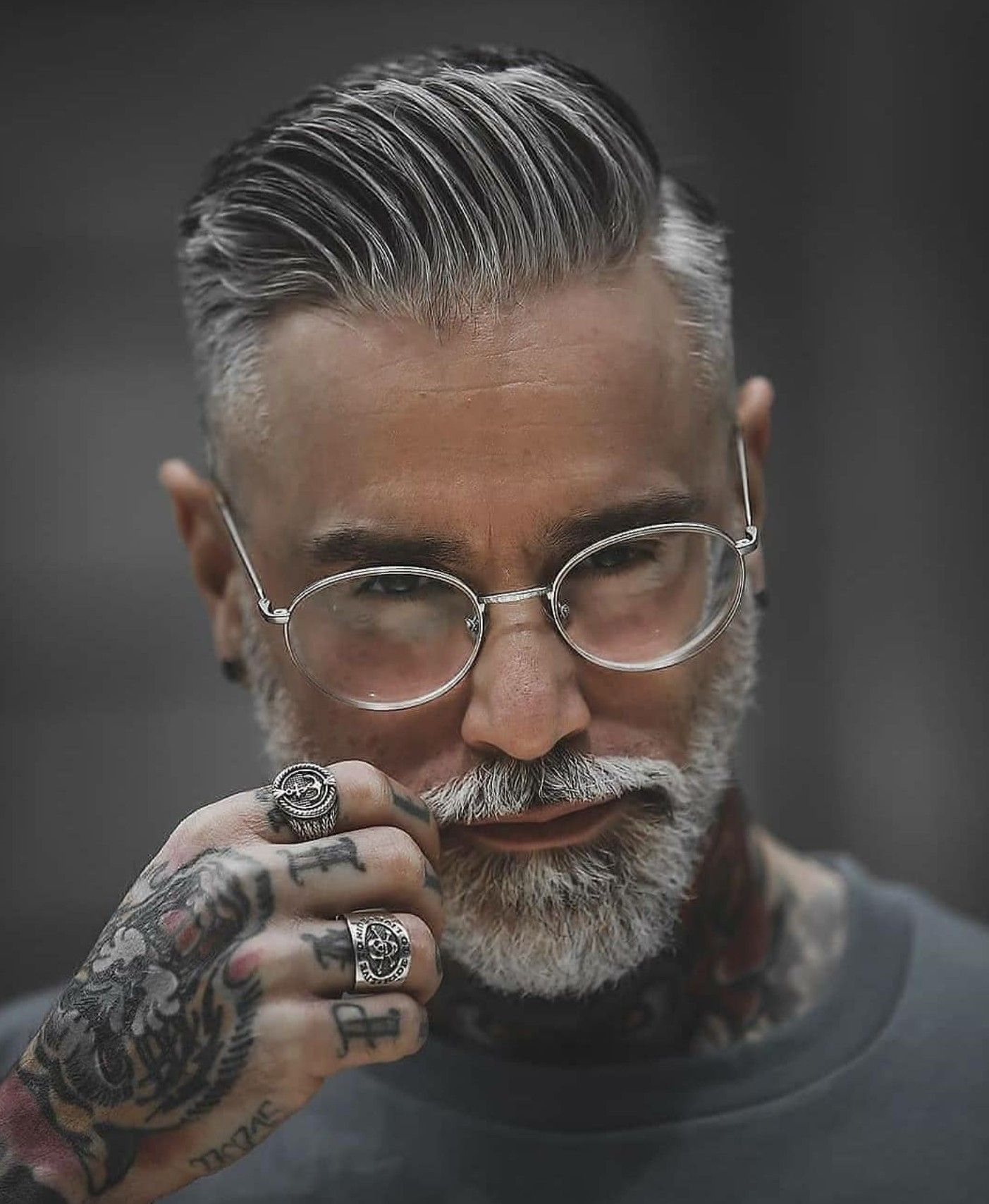 Pin By Rob Shima On Cabello | Mens Hairstyles With Beard, Grey Hair Men avec Coupe Homme Barbe
