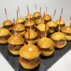 Plateau De Mini Burgers - Jérôme Ravel Traiteur pour Idée Garniture Mini Burger Apéro