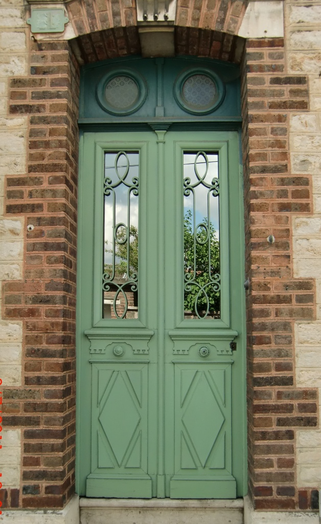 Portes Anciennes Double Vantaux Avec Tierce Et Imposte encequiconcerne Porte D&amp;amp;#039;Entrée Maison Ancienne