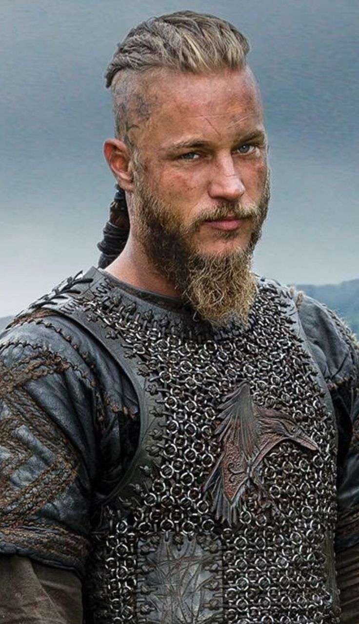 Ragnarvikings | Rostos Famosos, Vikings Personagens, Vikings avec Coupe De Cheveux Viking