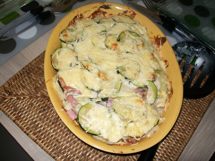 Recette - Gratin De Courgettes Aux Pommes De Terre En Vidéo - 750G serapportantà Courgettes Et Pommes De Terre Au Four Un Vrai Régal