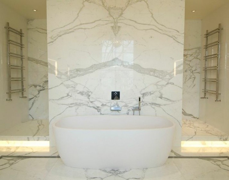 Salle De Bain En Marbre Pour Un Air Sophistiqué Et Toujours À La Mode concernant Salle De Bain Effet Marbre