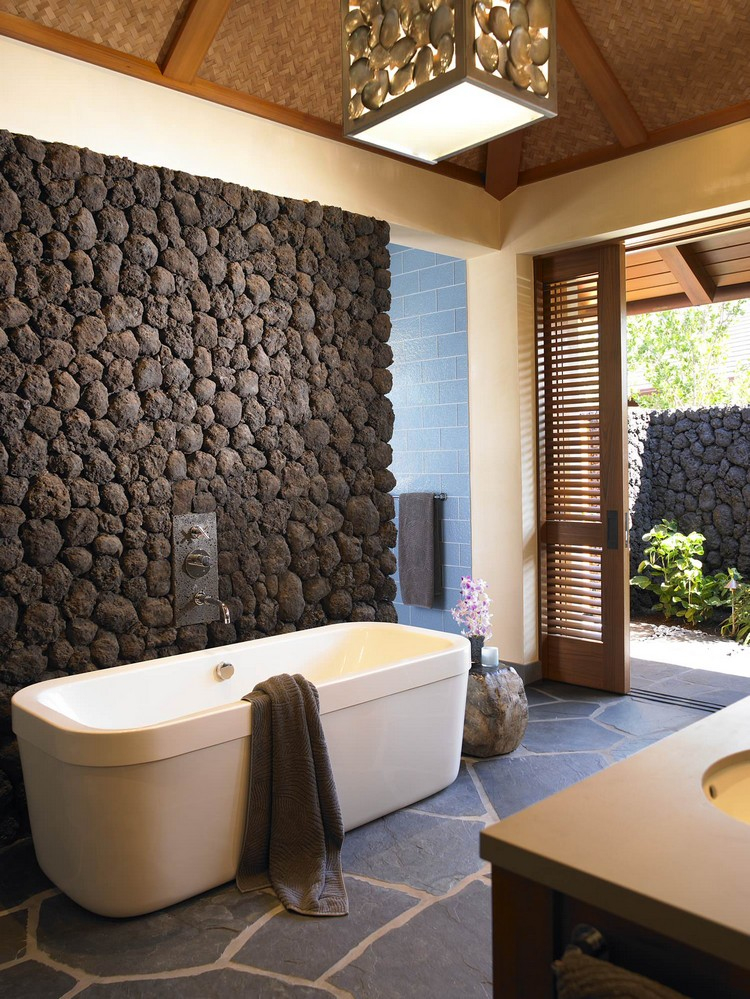 Salle De Bain En Pierre Naturelle - 55 Idées Modernes Et Sophistiquées encequiconcerne Salle De Bain Bois Et Pierre