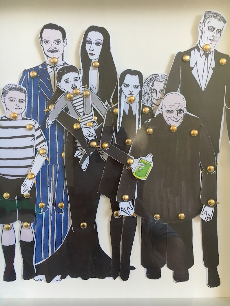 Addams Famille Imprimé Encadré Mercredi Addams Ensemble De | Etsy concernant Image Mercredi Addams A Imprimer