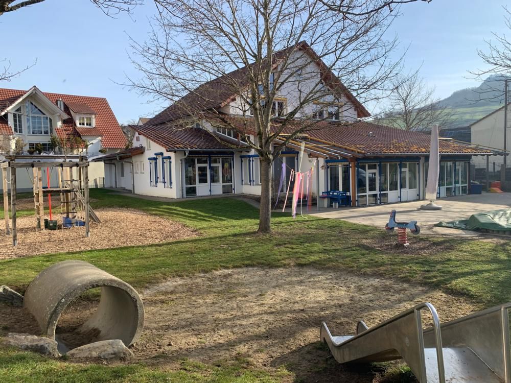  Kindergarten Binningen in der Gemeinde Hilzingen Motiv 