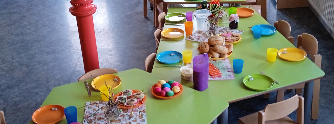  Impressionen vom Osterfrühstück – Louisenstift gGmbH Bildidee 