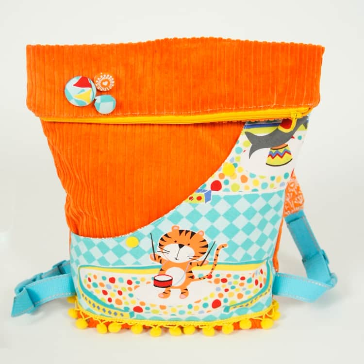  Out now: Kindergartenrucksack Nähanleitung und Schnittmuster - Frau 