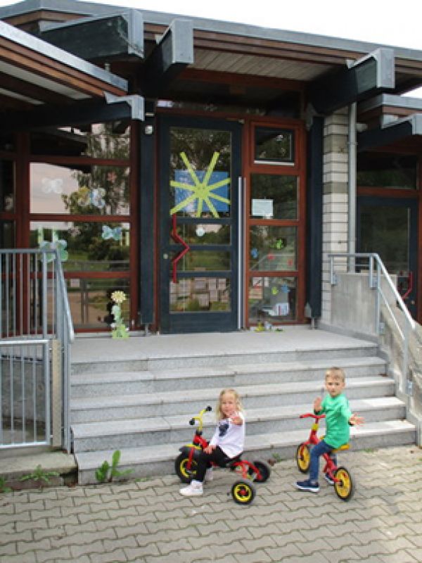  Foto zu LITTLE BIRD Portal :: Day-care center :: Kindergarten Buchenweg 