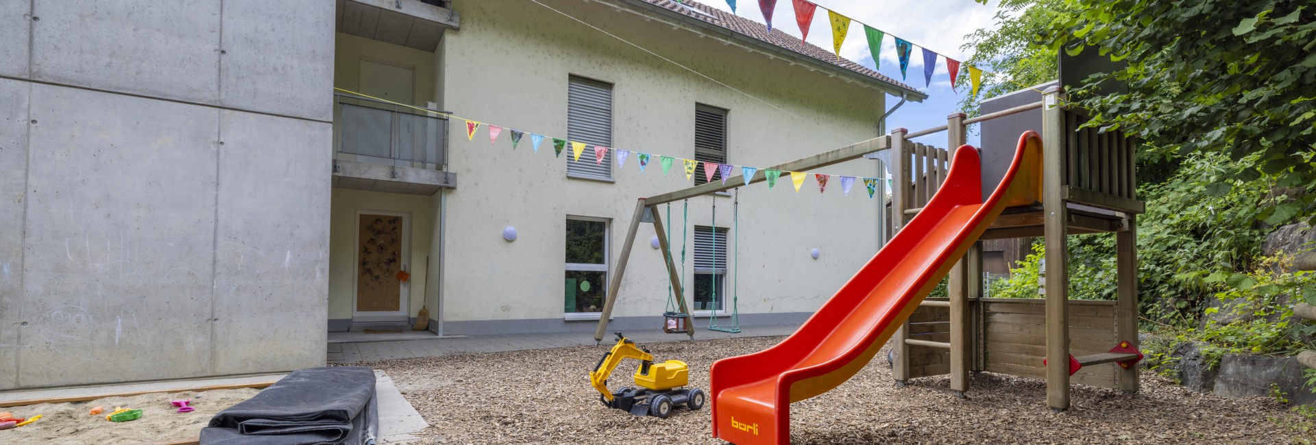  Kindergarten und Primarschule - Kindergarten Illustration 